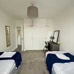 Cozy Apartment - Minutes Walk To Oxford Street